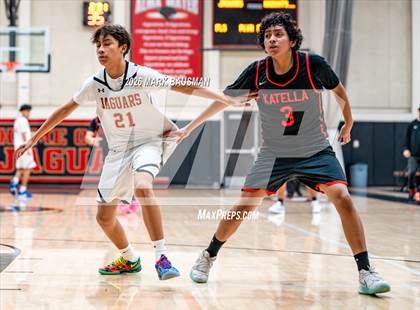 Thumbnail 1 in FR: Katella @ Segerstrom photogallery.