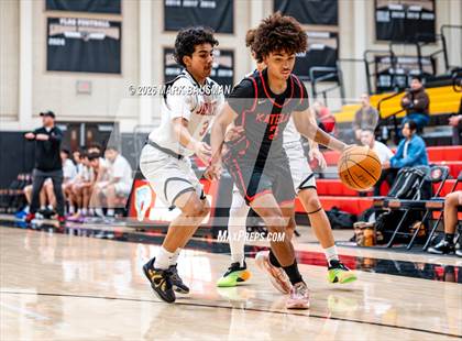 Thumbnail 2 in FR: Katella @ Segerstrom photogallery.