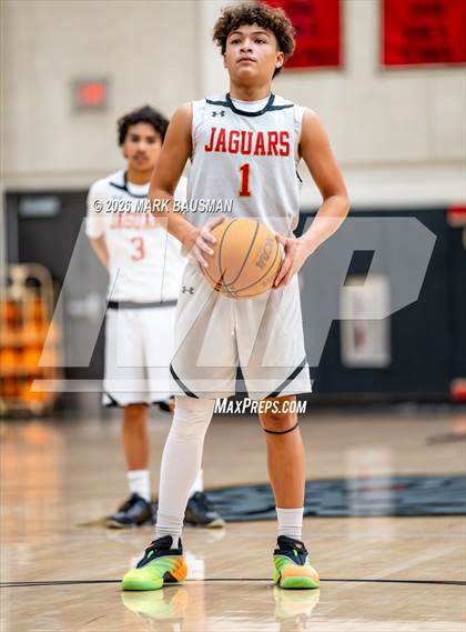 Thumbnail 2 in FR: Katella @ Segerstrom photogallery.