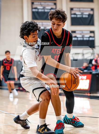 Thumbnail 2 in FR: Katella @ Segerstrom photogallery.