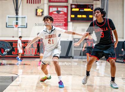 Thumbnail 2 in FR: Katella @ Segerstrom photogallery.