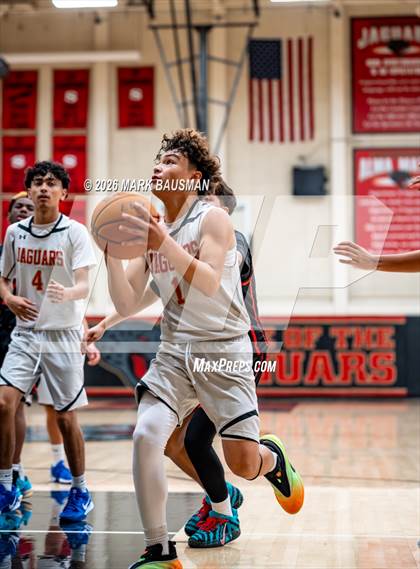 Thumbnail 1 in FR: Katella @ Segerstrom photogallery.