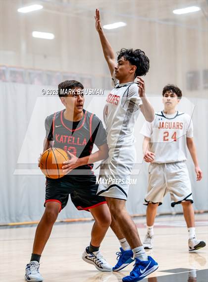 Thumbnail 1 in FR: Katella @ Segerstrom photogallery.