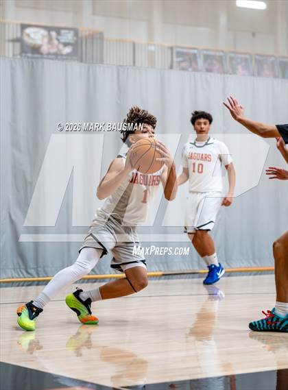 Thumbnail 3 in FR: Katella @ Segerstrom photogallery.