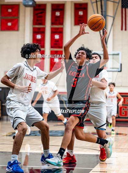 Thumbnail 2 in FR: Katella @ Segerstrom photogallery.