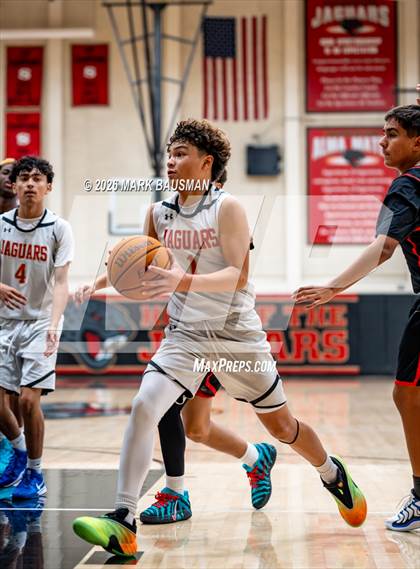 Thumbnail 3 in FR: Katella @ Segerstrom photogallery.