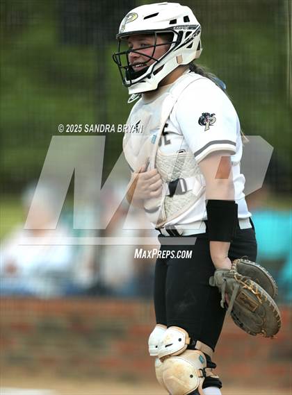 Thumbnail 3 in Hough @ Providence photogallery.