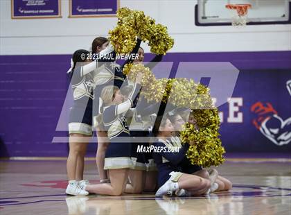 Thumbnail 2 in Muncy vs. Northwest Area (PIAA District IV 2A Semi-final) photogallery.
