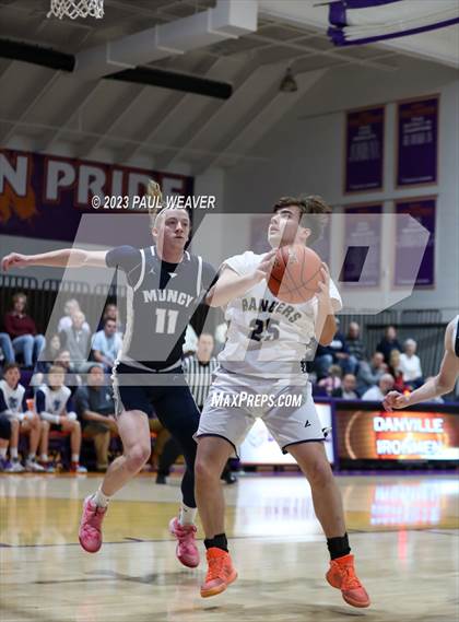 Thumbnail 1 in Muncy vs. Northwest Area (PIAA District IV 2A Semi-final) photogallery.