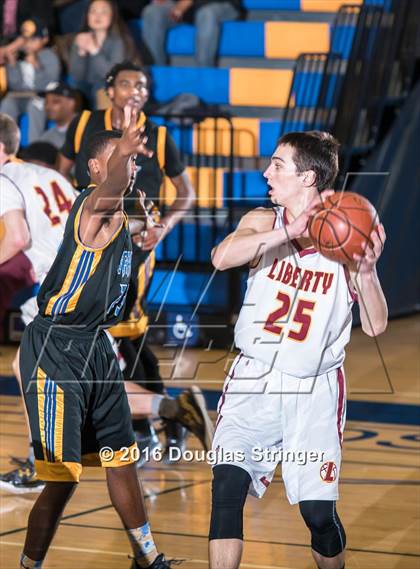 Thumbnail 3 in Liberty vs. Grant photogallery.
