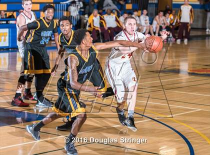 Thumbnail 3 in Liberty vs. Grant photogallery.