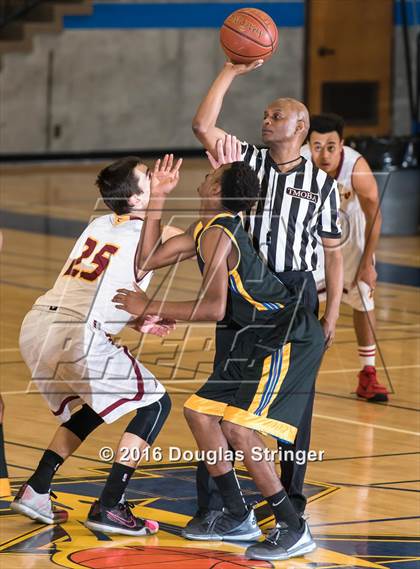Thumbnail 3 in Liberty vs. Grant photogallery.