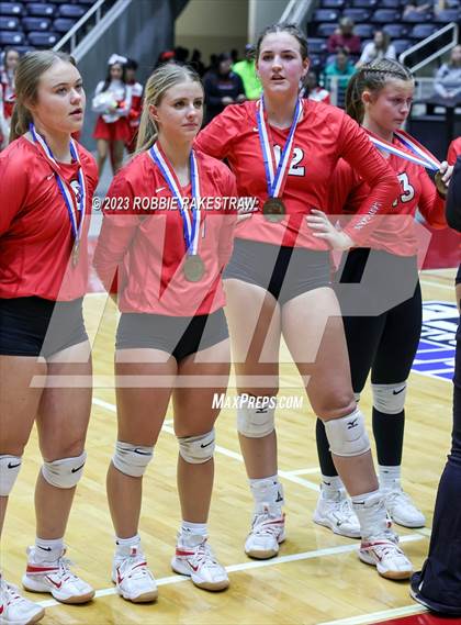 Thumbnail 3 in Columbus vs. Gunter (UIL 3A Volleyball Semifinal Medal Ceremony) photogallery.
