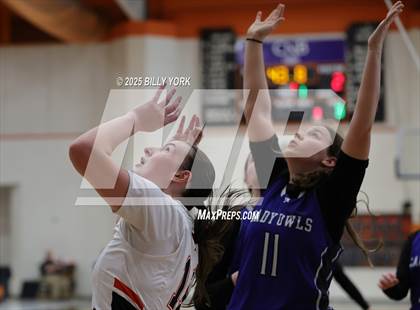 Thumbnail 1 in Grand Saline vs Yantis photogallery.