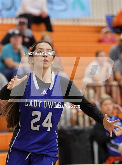 Thumbnail 3 in Grand Saline vs Yantis photogallery.