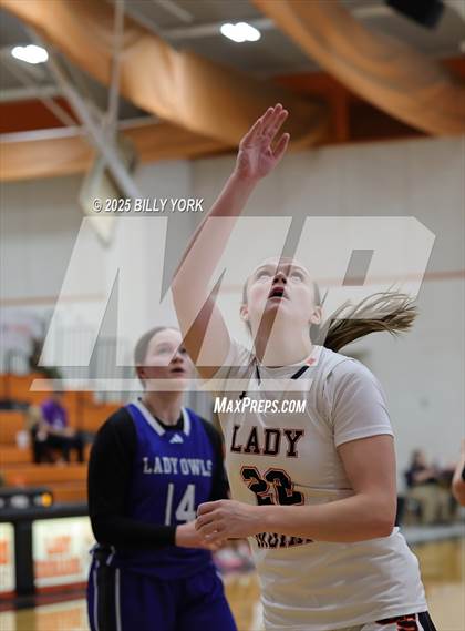 Thumbnail 1 in Grand Saline vs Yantis photogallery.