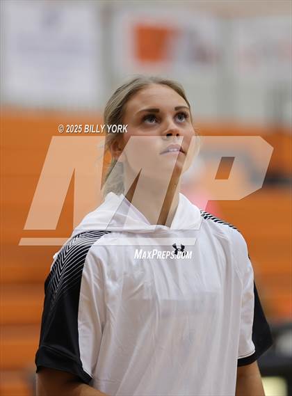 Thumbnail 1 in Grand Saline vs Yantis photogallery.