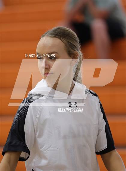 Thumbnail 1 in Grand Saline vs Yantis photogallery.