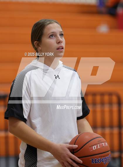 Thumbnail 2 in Grand Saline vs Yantis photogallery.