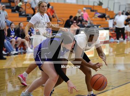Thumbnail 2 in Grand Saline vs Yantis photogallery.