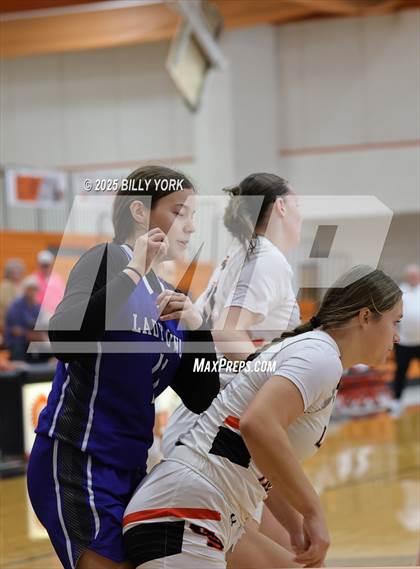 Thumbnail 1 in Grand Saline vs Yantis photogallery.