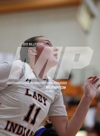 Thumbnail 1 in Grand Saline vs Yantis photogallery.