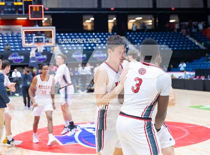 Thumbnail 3 in Holy Innocents Episcopal vs North Oconee (GHSA 4A State Championship) photogallery.