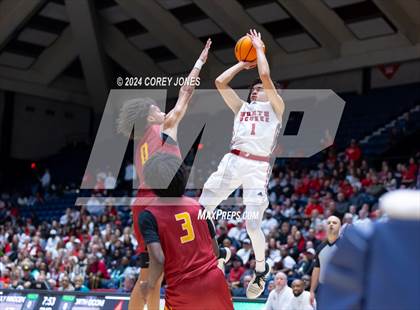 Thumbnail 2 in Holy Innocents Episcopal vs North Oconee (GHSA 4A State Championship) photogallery.