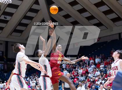Thumbnail 2 in Holy Innocents Episcopal vs North Oconee (GHSA 4A State Championship) photogallery.