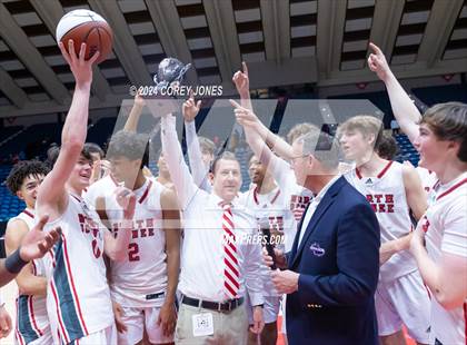 Thumbnail 3 in Holy Innocents Episcopal vs North Oconee (GHSA 4A State Championship) photogallery.