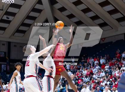 Thumbnail 3 in Holy Innocents Episcopal vs North Oconee (GHSA 4A State Championship) photogallery.