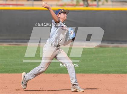 Thumbnail 2 in Warren vs. Poston Butte (Pinon/Huffman Memorial Invitational) photogallery.