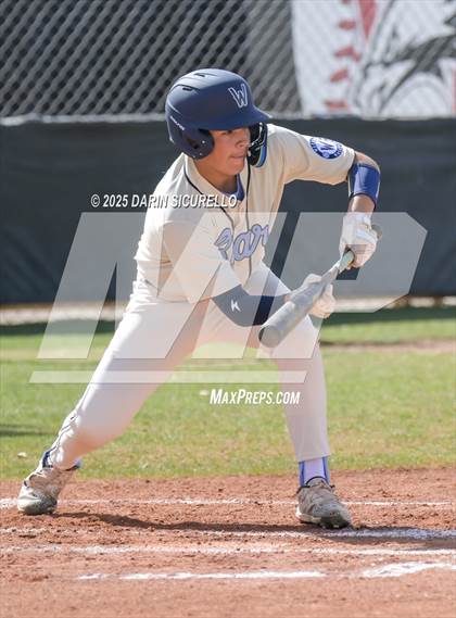 Thumbnail 1 in Warren vs. Poston Butte (Pinon/Huffman Memorial Invitational) photogallery.