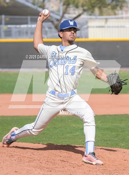Thumbnail 1 in Warren vs. Poston Butte (Pinon/Huffman Memorial Invitational) photogallery.