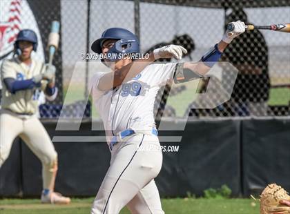 Thumbnail 3 in Warren vs. Poston Butte (Pinon/Huffman Memorial Invitational) photogallery.