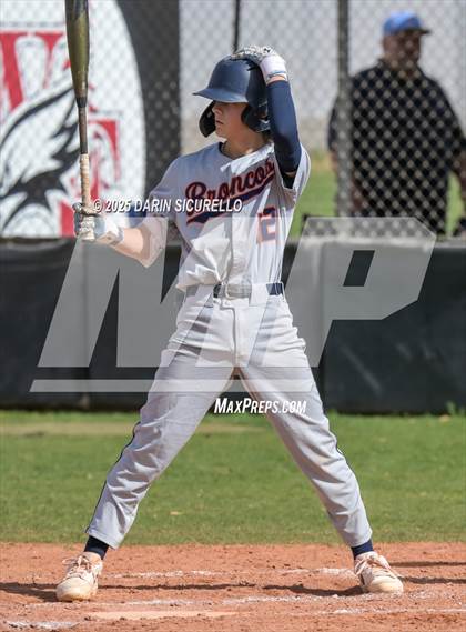 Thumbnail 3 in Warren vs. Poston Butte (Pinon/Huffman Memorial Invitational) photogallery.