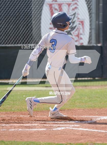 Thumbnail 1 in Warren vs. Poston Butte (Pinon/Huffman Memorial Invitational) photogallery.