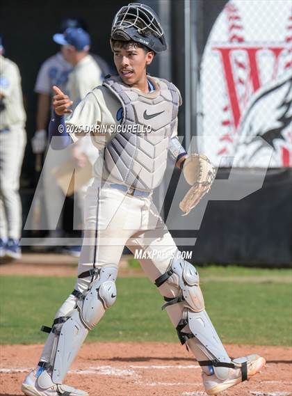 Thumbnail 1 in Warren vs. Poston Butte (Pinon/Huffman Memorial Invitational) photogallery.