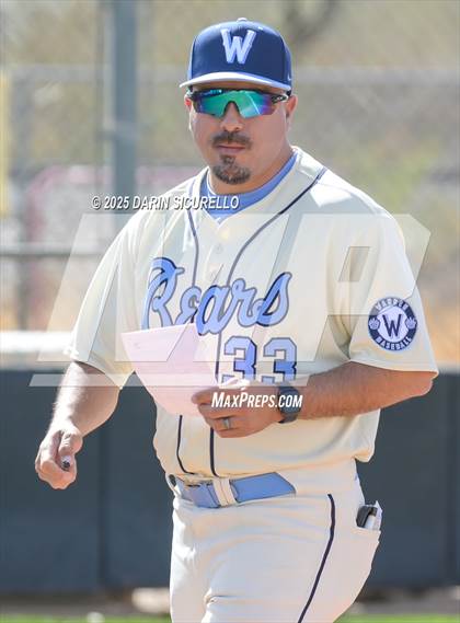 Thumbnail 2 in Warren vs. Poston Butte (Pinon/Huffman Memorial Invitational) photogallery.