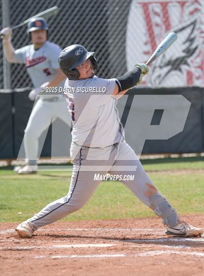Thumbnail 3 in Warren vs. Poston Butte (Pinon/Huffman Memorial Invitational) photogallery.