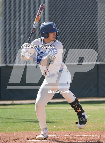 Thumbnail 3 in Warren vs. Poston Butte (Pinon/Huffman Memorial Invitational) photogallery.