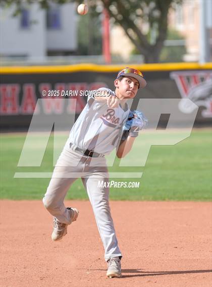 Thumbnail 3 in Warren vs. Poston Butte (Pinon/Huffman Memorial Invitational) photogallery.