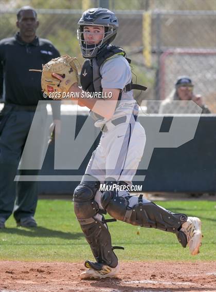 Thumbnail 3 in Warren vs. Poston Butte (Pinon/Huffman Memorial Invitational) photogallery.