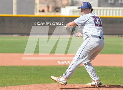Thumbnail 3 in Warren vs. Poston Butte (Pinon/Huffman Memorial Invitational) photogallery.