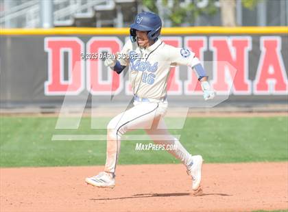 Thumbnail 1 in Warren vs. Poston Butte (Pinon/Huffman Memorial Invitational) photogallery.