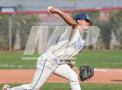 Thumbnail 3 in Warren vs. Poston Butte (Pinon/Huffman Memorial Invitational) photogallery.