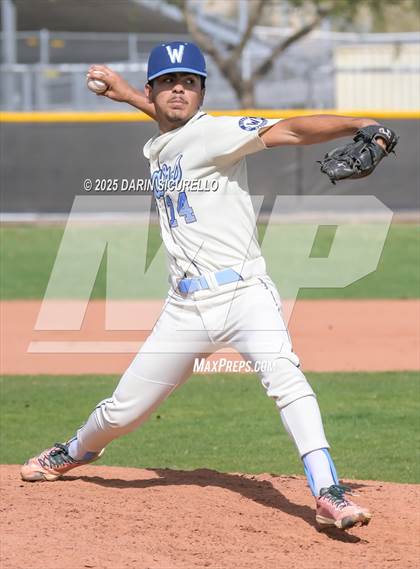 Thumbnail 3 in Warren vs. Poston Butte (Pinon/Huffman Memorial Invitational) photogallery.