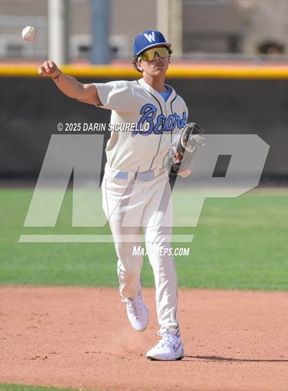 Thumbnail 3 in Warren vs. Poston Butte (Pinon/Huffman Memorial Invitational) photogallery.