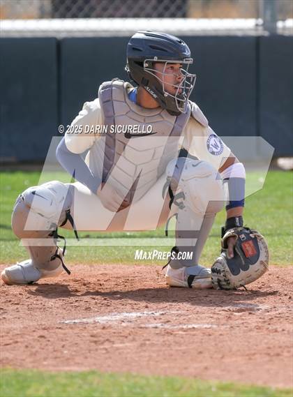 Thumbnail 3 in Warren vs. Poston Butte (Pinon/Huffman Memorial Invitational) photogallery.