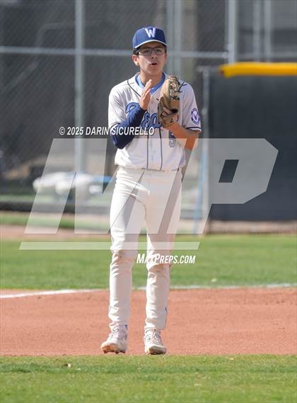 Thumbnail 3 in Warren vs. Poston Butte (Pinon/Huffman Memorial Invitational) photogallery.